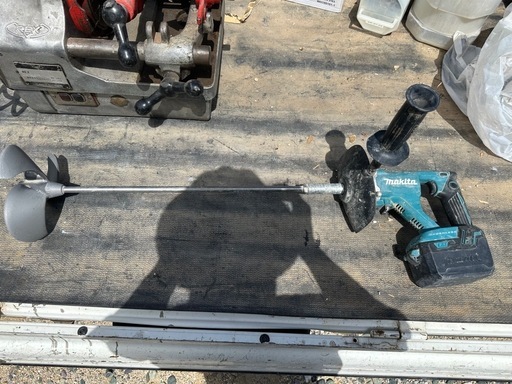 マキタ充電式カクハン機