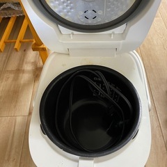 炊飯器の画像