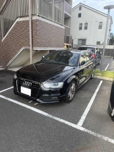 アウディ A4 アバント(B8後期) 2.0 TFSI!!希少なSラインPKG♪美車
