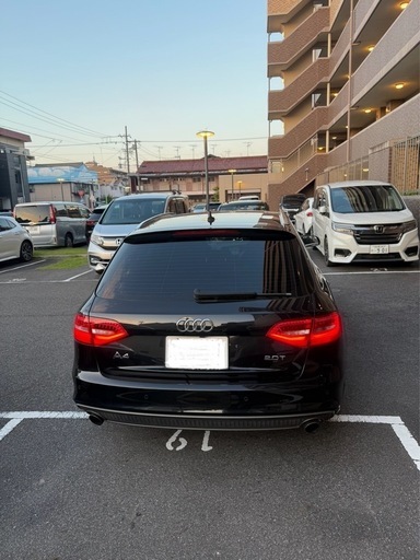 アウディ A4 アバント(B8後期) 2.0 TFSI!!希少なSラインPKG♪美車