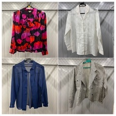 片付けで、洋服を大量に出品します。1着100円～！掘り出し物があるかもしれません✨ の画像