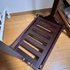 「三国ヶ丘・ユカワ家具購入／木製キャスター付きハンガーラック」の画像