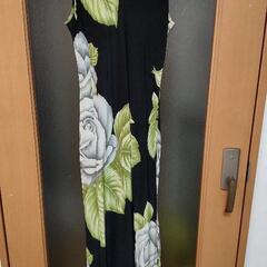 ノースリーブワンピースの画像