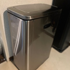 【7/27まで】ジャンク品　EKO センサーゴミ箱　47リットル　　の画像