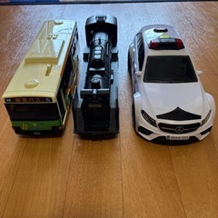 都営バス 汽車 パトカーの画像