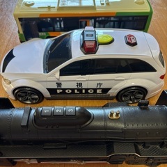 都営バス 汽車 パトカーの画像