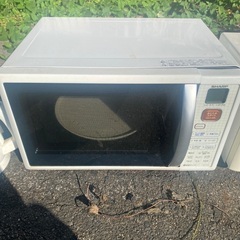 電子レンジ　２つ　あげますの画像