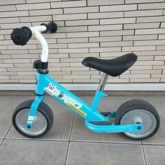 ストライダーに似たペダル無し自転車の画像