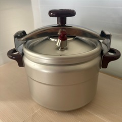 RIKEN 家庭用圧力鍋　RSK-60 リケン　理研　両手鍋　6L 美品の画像