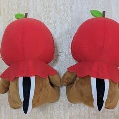 チップとデール　大きいぬいぐるみ(約40センチ)　2匹セットの画像