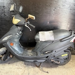 ★支払総額3.5万円★激安バイク続々入荷中！ まずはカンタン無料査定♪ キムコ Vリンク125 マッド 4スト！サイスタ付き！ フロントディスクブレーキ！ 小回りのきく125cc！ちょっとした足に♪の画像