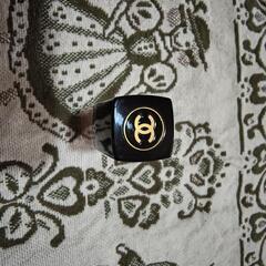 CHANEL　限定色　の画像