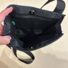 ショルダーバッグの画像