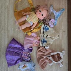 メルちゃん本体、洋服、ベッド、お弁当 の画像