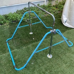 子供用鉄棒の画像