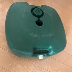 パラソルの土台の画像