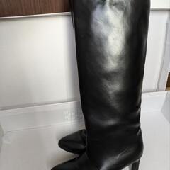 【8月処分】23区　23.0〜23.5cm　黒ブーツの画像