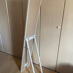 鏡の画像