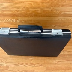 アタッシュケースの画像