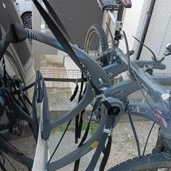 自転車2台乗せれるキャリアの画像