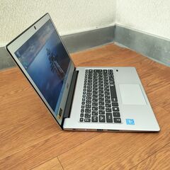 エイサー13.3型ノートパソコンSwift1（SF113-31-N17P2）の画像