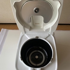 準新品 三菱電機 IH 炊飯器 3.5合 NJ-SED06-W 備長炭 炭炊釜の画像
