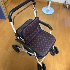 シルバーカーの画像