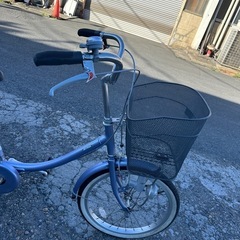 三輪自転車の画像