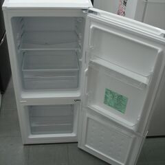 【店頭受け渡し】　ヤマダ　冷凍冷蔵庫　YRZ-C12L　117L　2024年製　中古品　￥15,180の画像