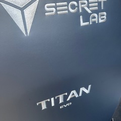 Secretlab Titan Evo 2022 ゲーミングチェアの画像