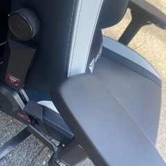 Secretlab Titan Evo 2022 ゲーミングチェアの画像