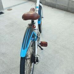 🚲✨ 子供用自転車 譲ります（ヘルメット・鍵付き） ✨🔒の画像