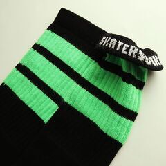 (4917) SkaterSocks ロングソックス 靴下 スケボー 黒x黄緑の画像