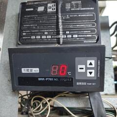 引き取り限定　ＳＡＮＹＯ業務用冷蔵庫の画像