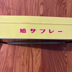 鳩サブレ缶の画像