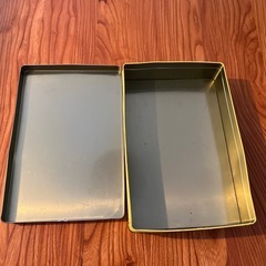 鳩サブレ缶の画像