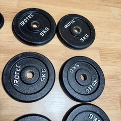 【IROTEC(アイロテック)】アイアン ダンベル60KGセット（片手30kg×2個) 【スチールダンベル】筋トレ ベンチプレス 鉄アレー 鉄アレイ 可変式 トレーニング器具 の画像