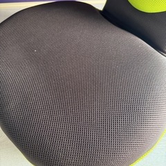 PROIDEA プロイデア 背筋がGUUUN美姿勢座椅子パーソナル 座椅子 グリーン ブラウン 緑 リクライニング の画像