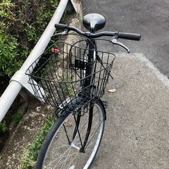 リサイクルショップどりーむ鹿大前店　No.309　エコチャリ番号21769A　27インチ　ブラック　カゴ付き♪　ライト無し　ギア無しの画像