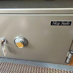 【引き取り希望】耐火金庫 Sky Safe（小型）の画像