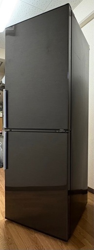 冷蔵庫アクア275リットル