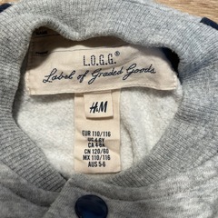 H&M トレーナーの画像