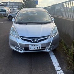 フィットハイブリッド売りますの画像