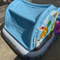 子供プールの画像