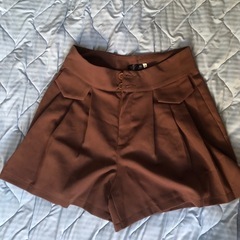 (未使用)女性向けのスコート半ズボンの画像