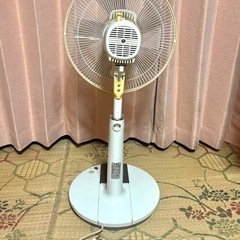 【まだまだ使えます✨】扇風機の画像