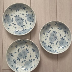 食器の画像