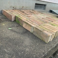 [商談中]レンガ82個の画像