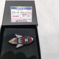 【CHANEL】　シャネル　ブローチ　ロケットの画像