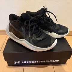 アンダーアーマー バスケシューズ 23.5cmの画像